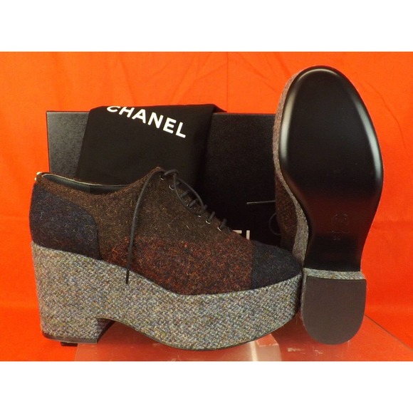 NIB CHANEL G31343 BURGUNDY TWO TONE TWEED CC PLATFORM OXFORDS WEDGE HEEL 39.5 9 - Picture 4 of 12
